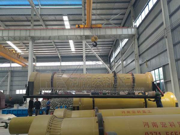 駐馬店西平的客戶，您采購的豬糞烘干機(jī)已發(fā)出，請(qǐng)查收